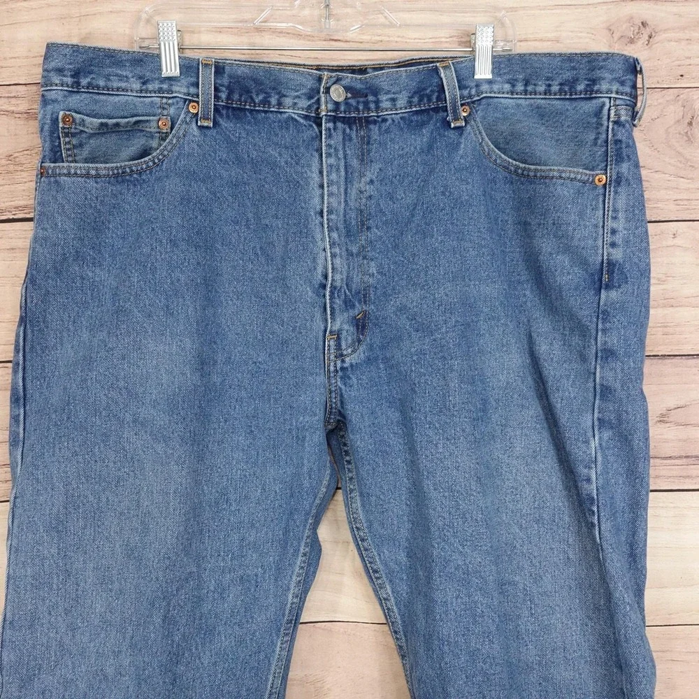 Levis 505 Jeans Mens 44x30 Blue Medium Wash Straight Zip Fly Regular Fit Denim